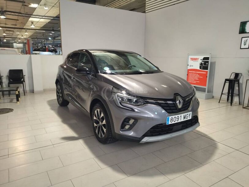 Foto del RENAULT Captur TCe GPF Micro Híbrido Techno 103kW