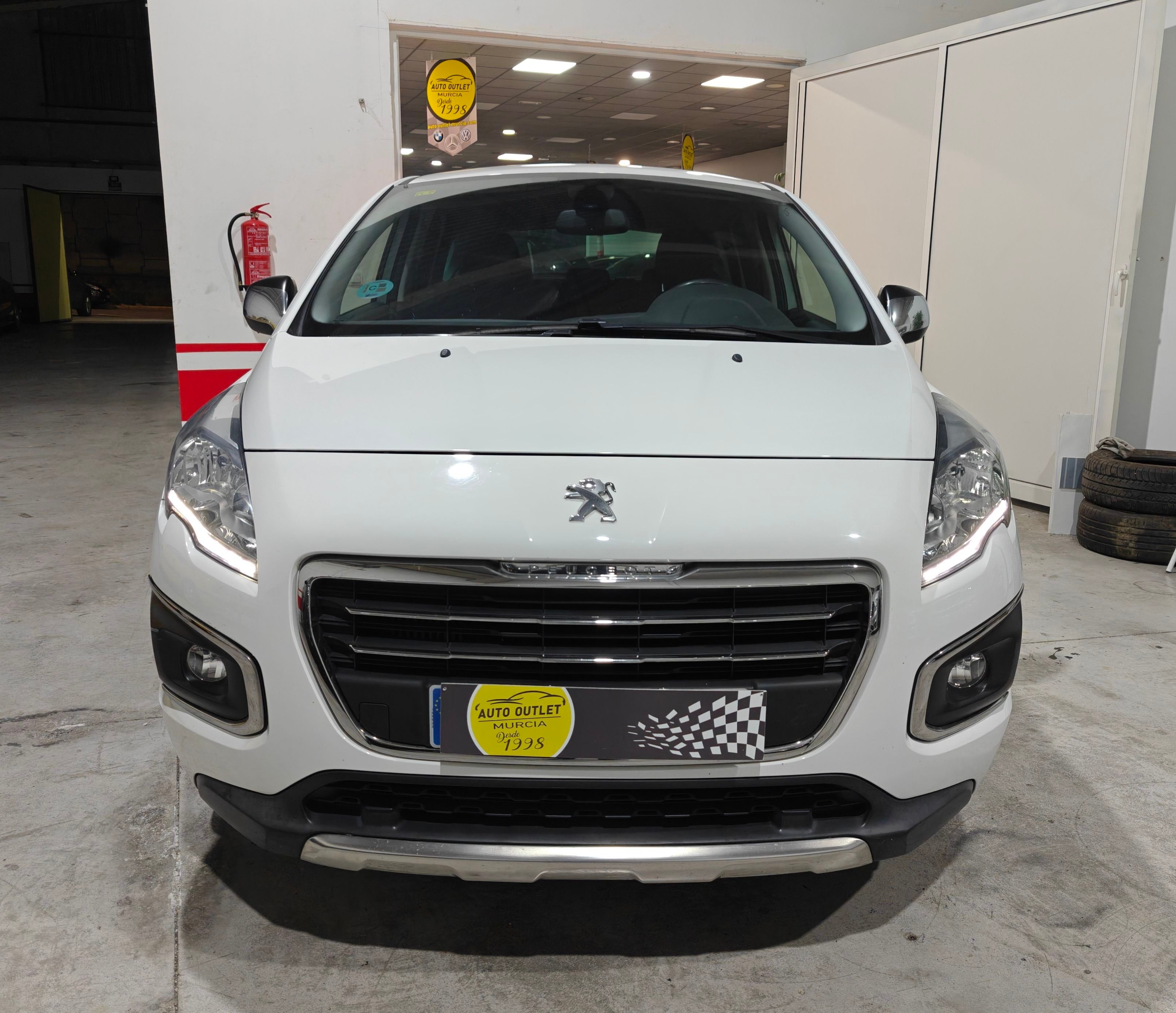 PEUGEOT 3008 (Style 1.6 BlueHDI 120 EAT6) en Murcia