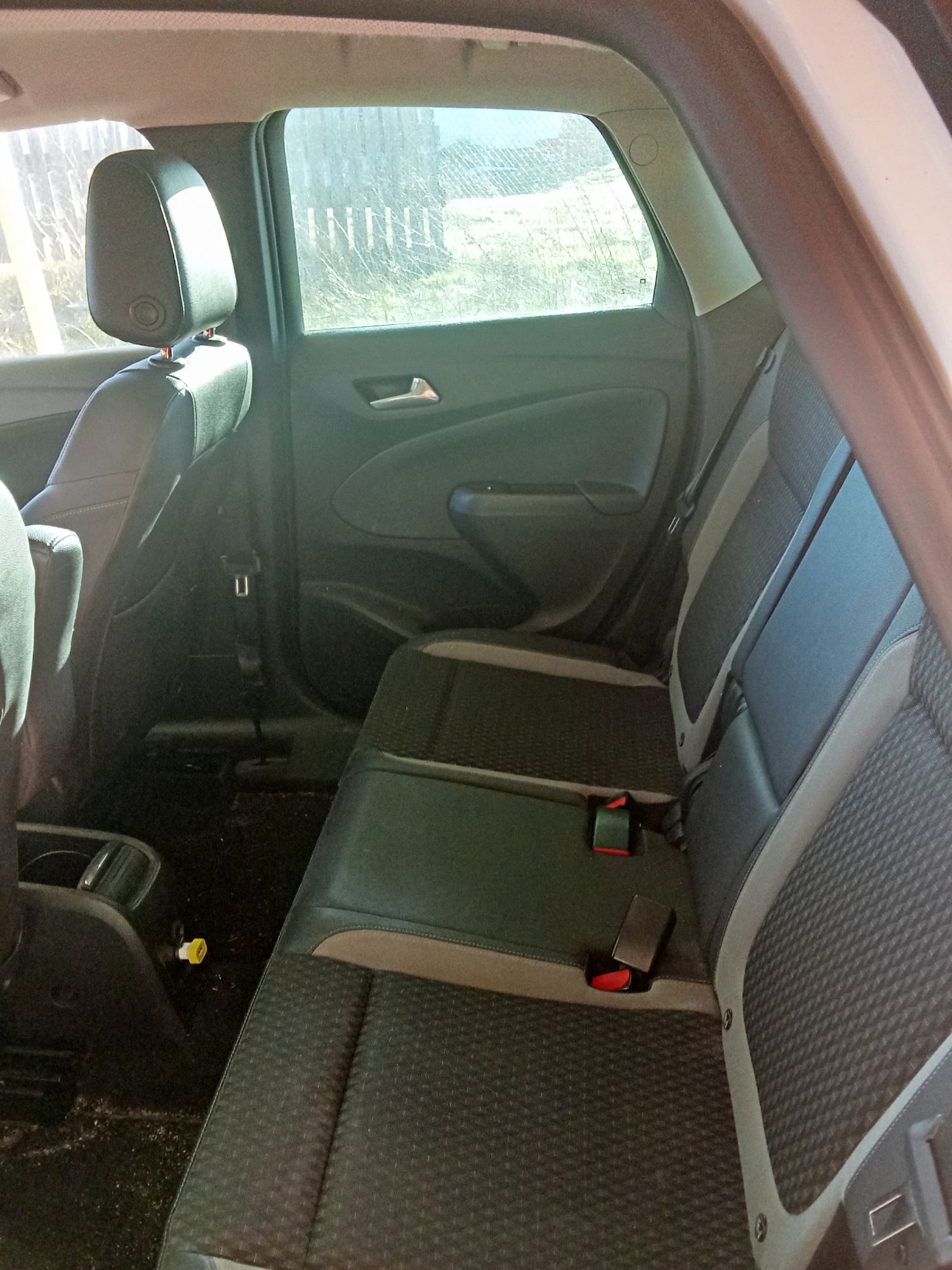 Foto del OPEL Crossland X 1.6T Selective 99