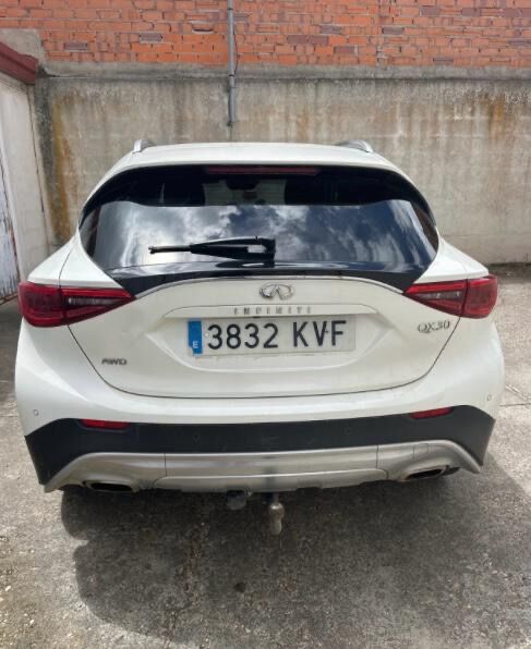 Foto del INFINITI QX30 2.2d Premium Tech AWD 7DCT