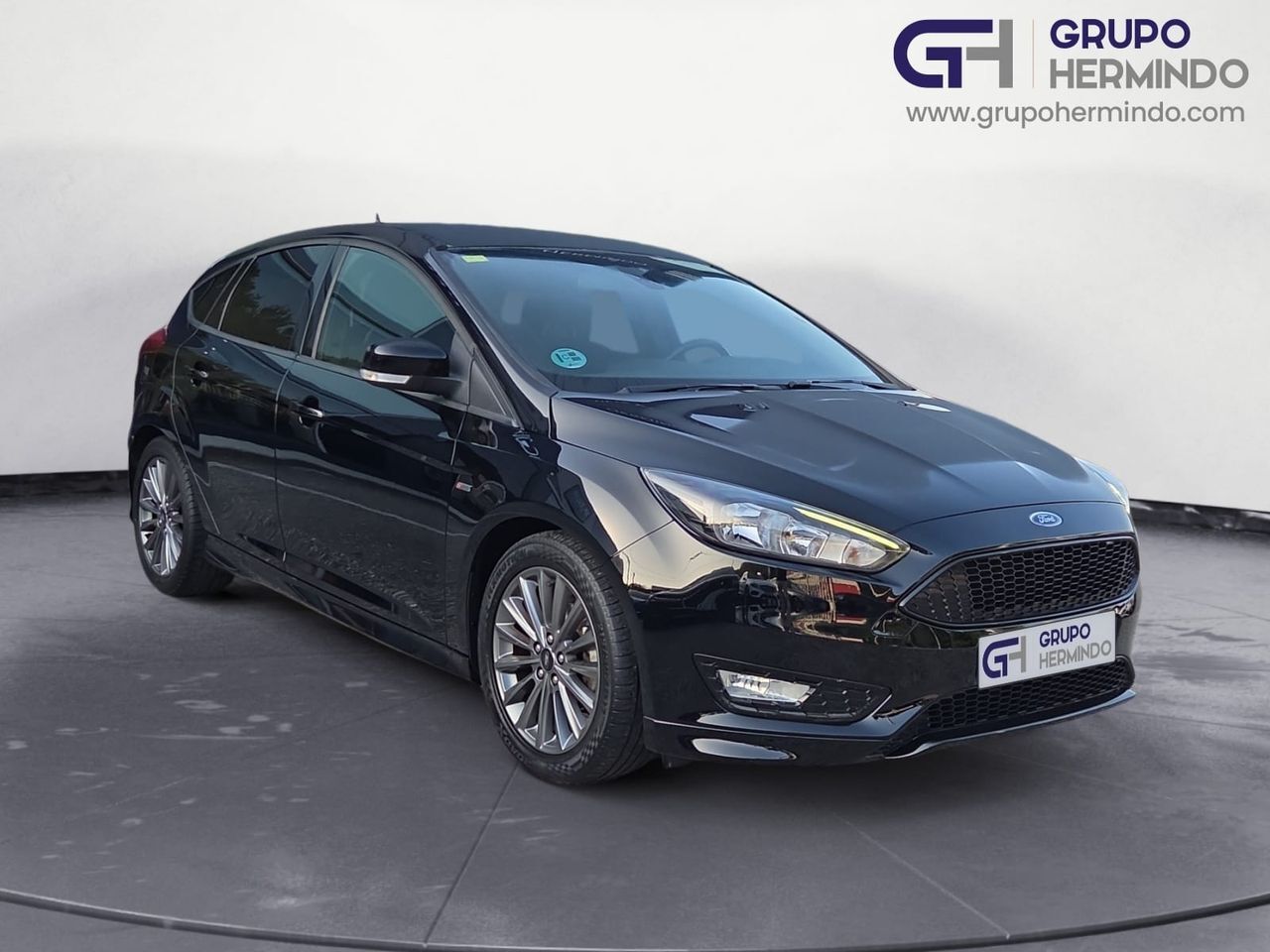 FORD Focus (ST LINE SPORT 120 CV) en Pontevedra