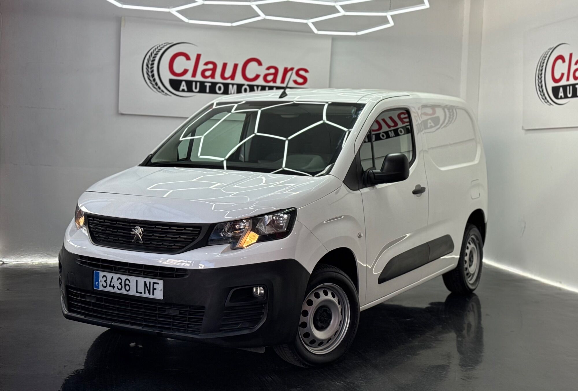 Foto del PEUGEOT Partner 1.5BlueHDI Premium Standard 1000kg 100