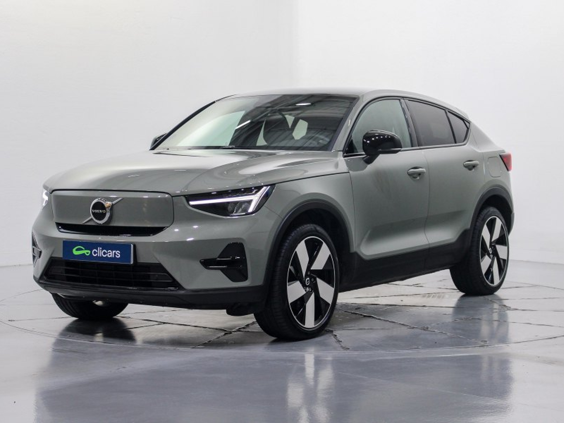 Imagen de VOLVO C40