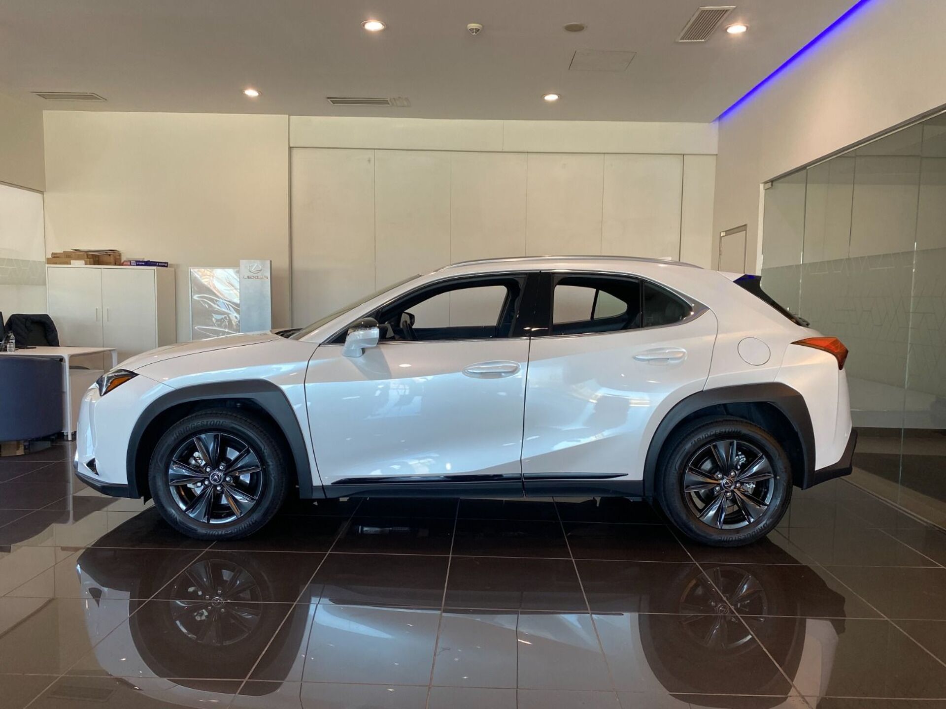 Imagen 2 de LEXUS UX