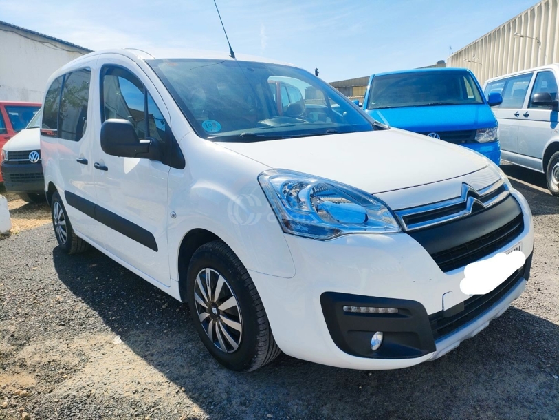 Foto del PEUGEOT Partner 1.5BlueHDI Premium Standard 1000kg 100