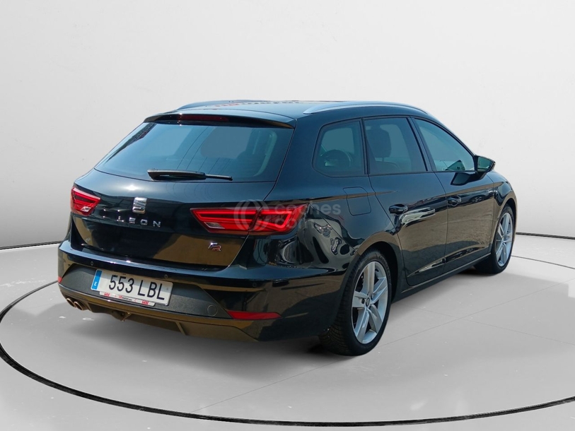 Foto del SEAT León 1.5 EcoTSI S&S DSG7 FR Fast Edition 150