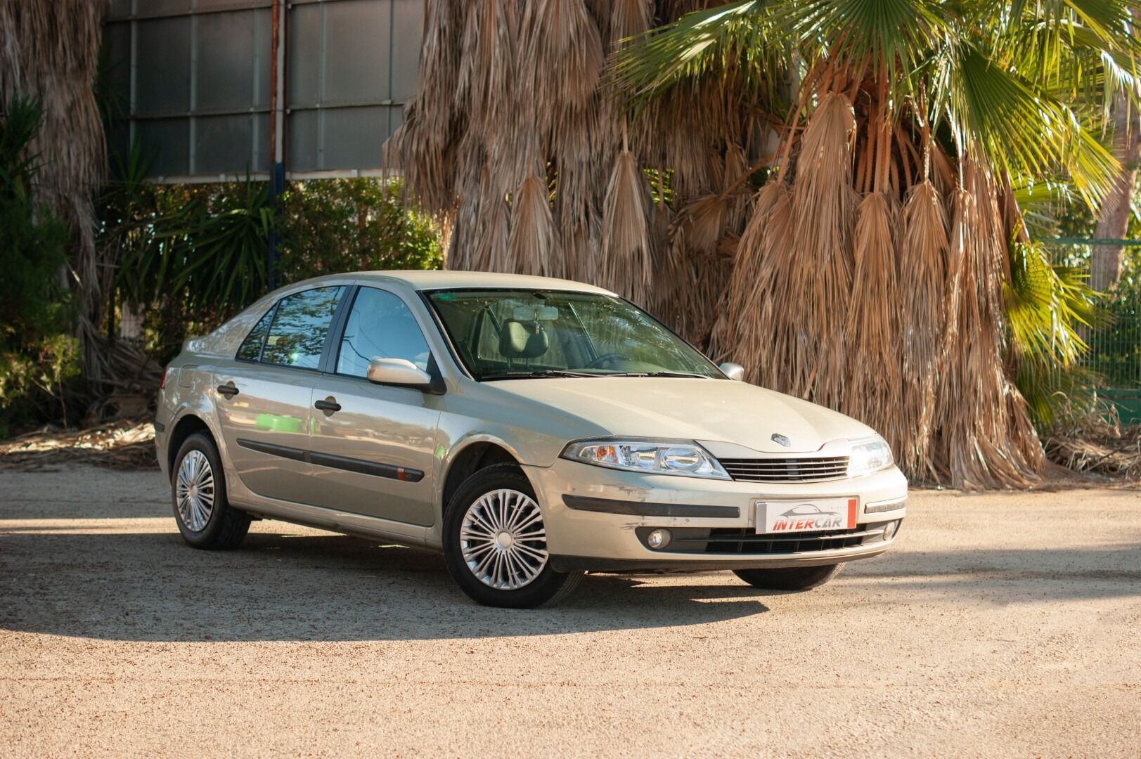 RENAULT Laguna (EXPRESSION 1.9DCI 100CV) en Murcia