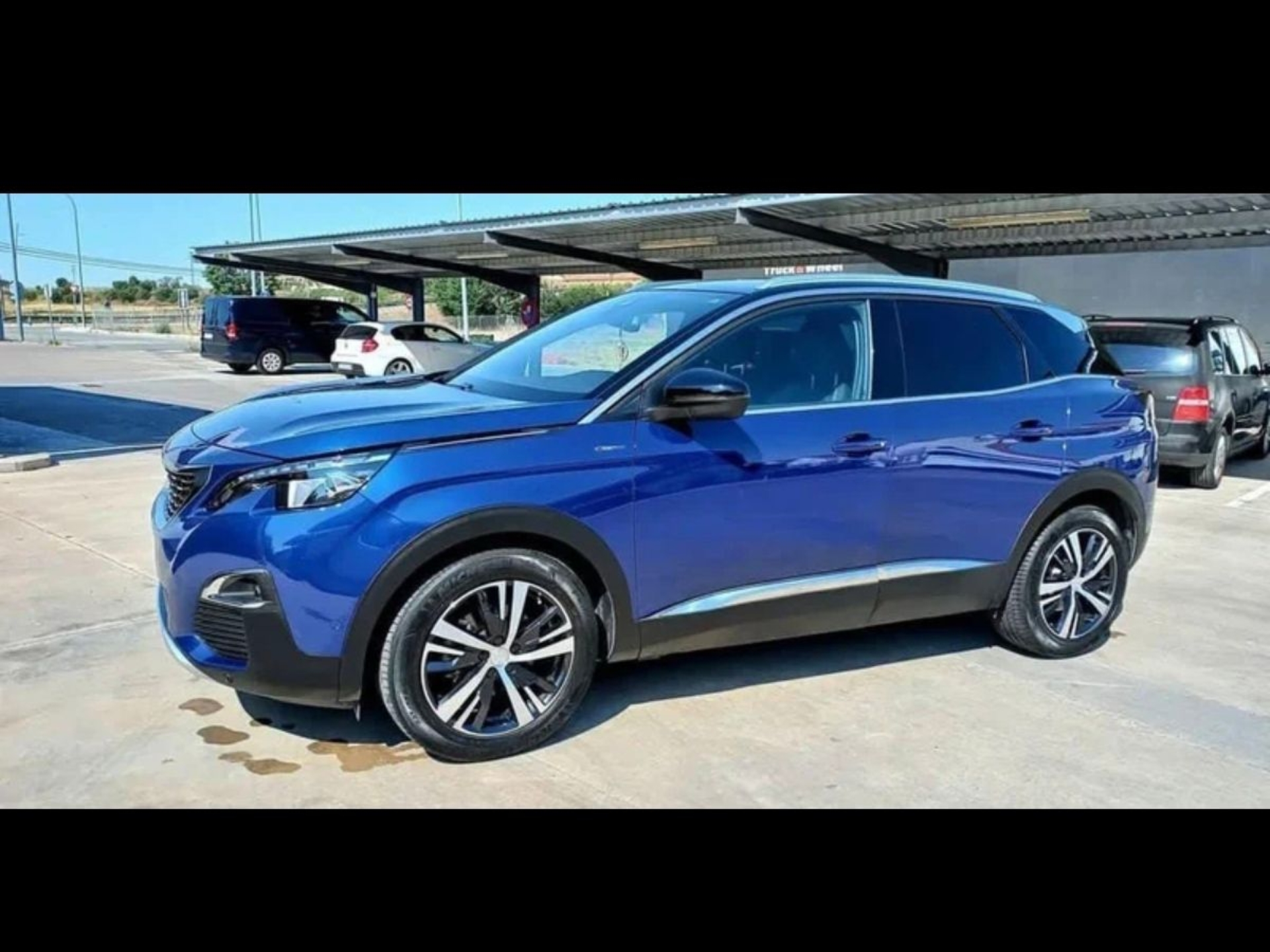 Imagen de PEUGEOT 3008
