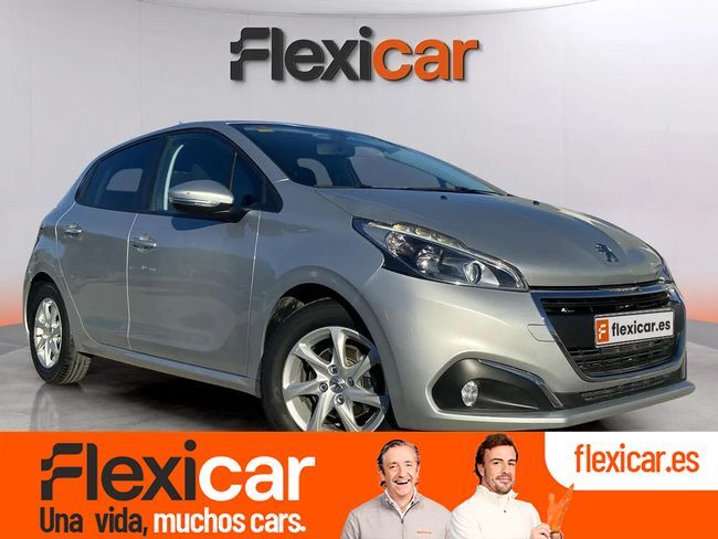PEUGEOT 208 (5P STYLE 1.2L PureTech 110) en Málaga