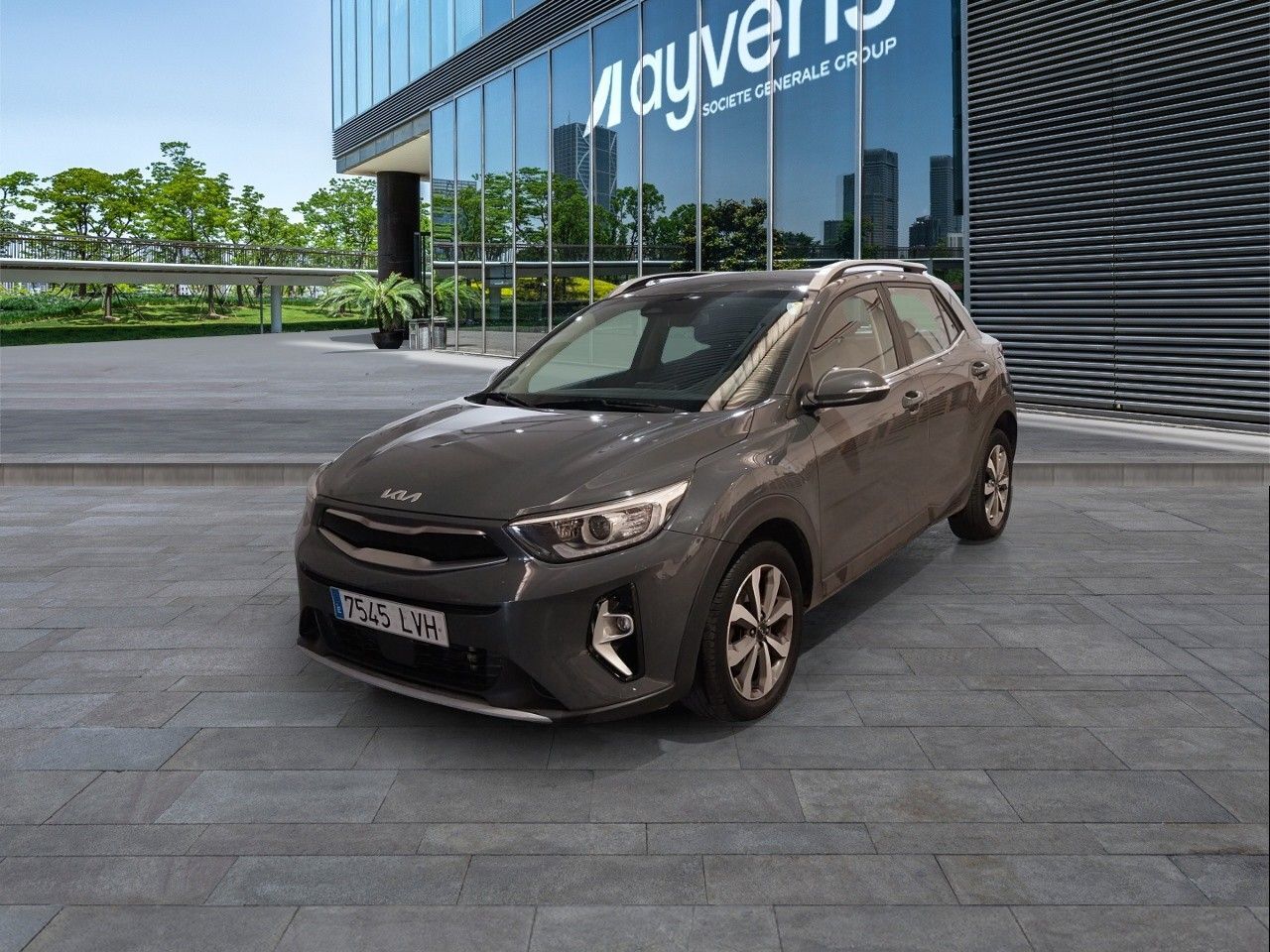 KIA Stonic (1.0 T-GDi MHEV Drive iMT 88 kW (120 CV)) en Madrid