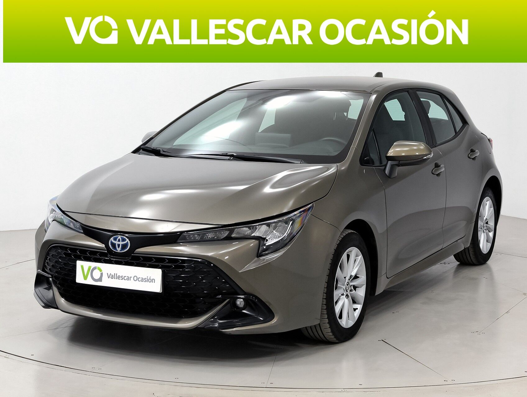 TOYOTA Corolla (ACTIVE PLUS 1.8 HEV 140 CV E-CVT 5P) en Barcelona