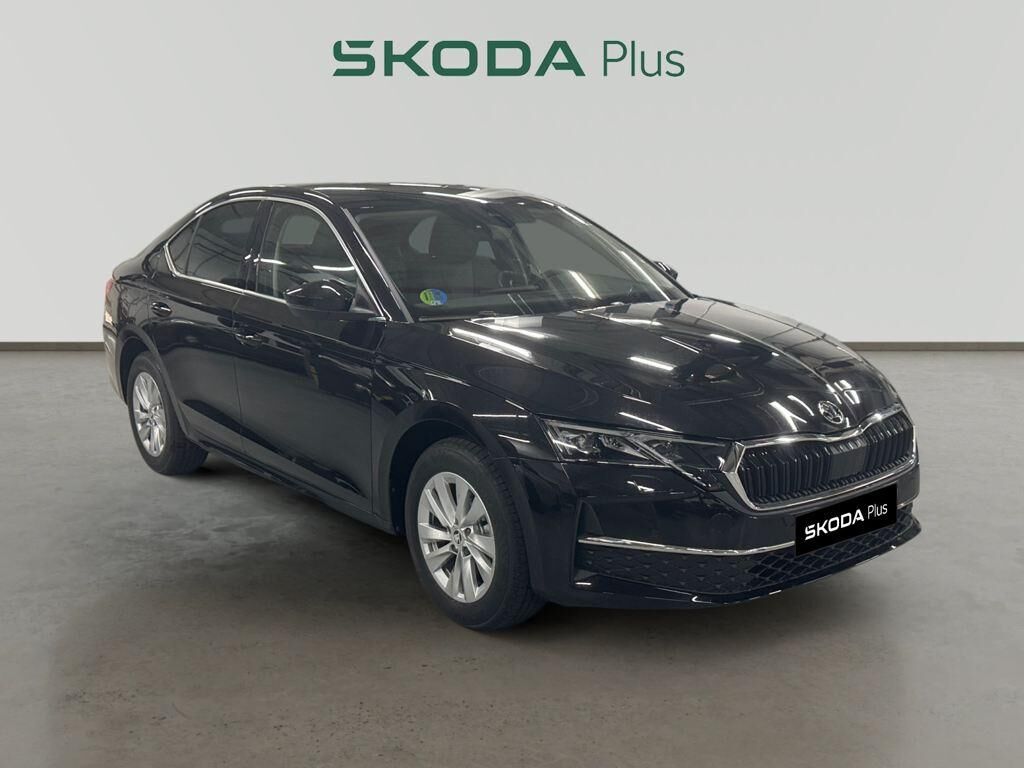 SKODA Octavia (1.5 TSI m-HEV Selection DSG 110 kW (150 CV)) en Madrid