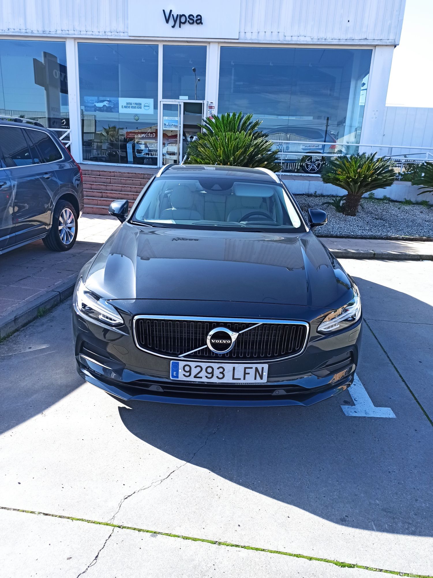 Foto del VOLVO V90 D4 Business Plus Aut. 190