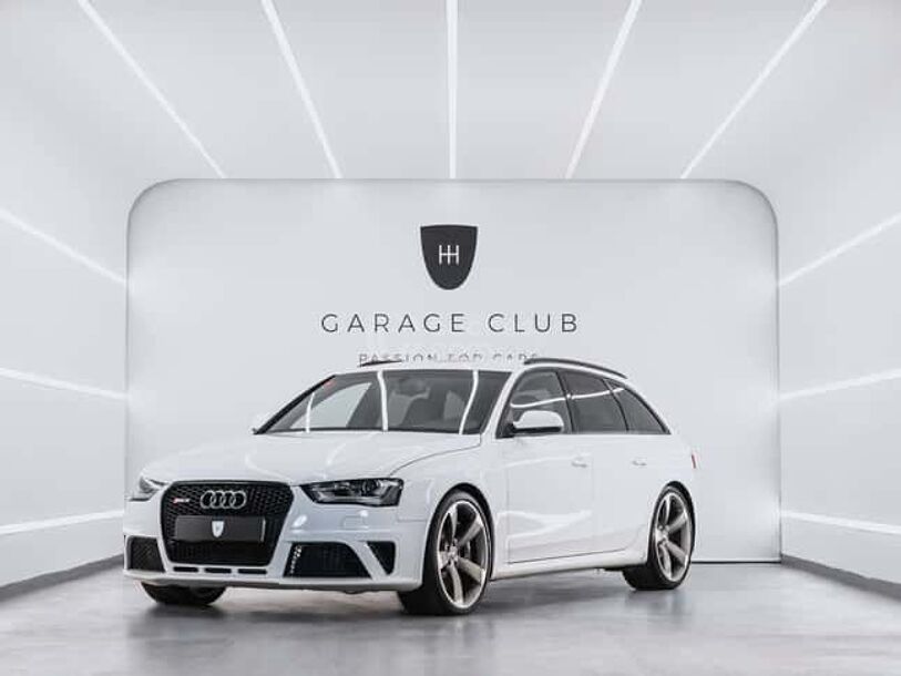 Foto del AUDI A4 RS 4 Avant 4.2 TFSI quattro S-Tronic