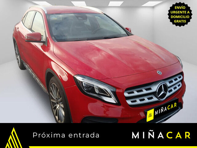 MERCEDES Clase GLA (180 90 kW (122 CV)) en Málaga