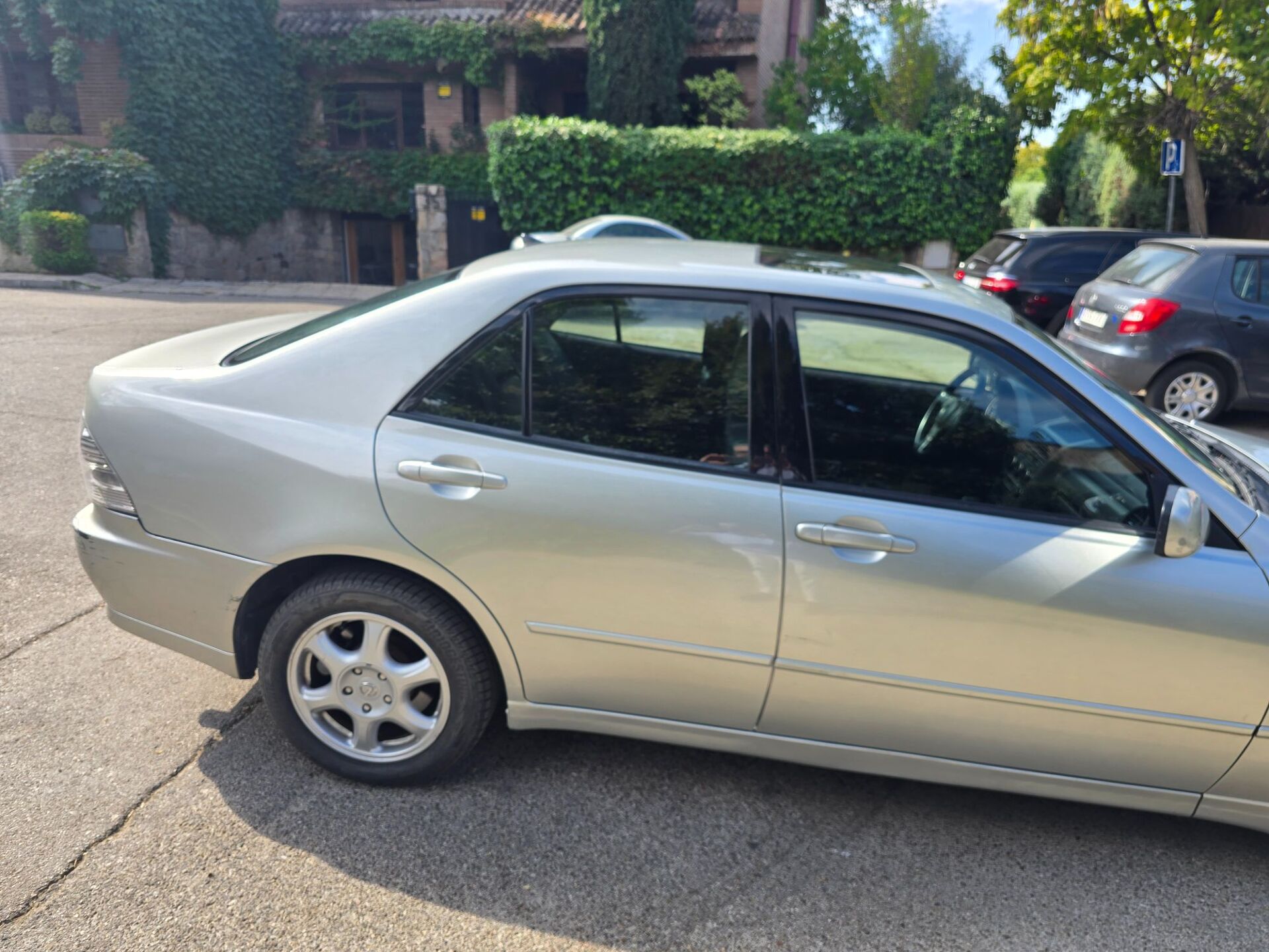 Imagen 1 de LEXUS IS