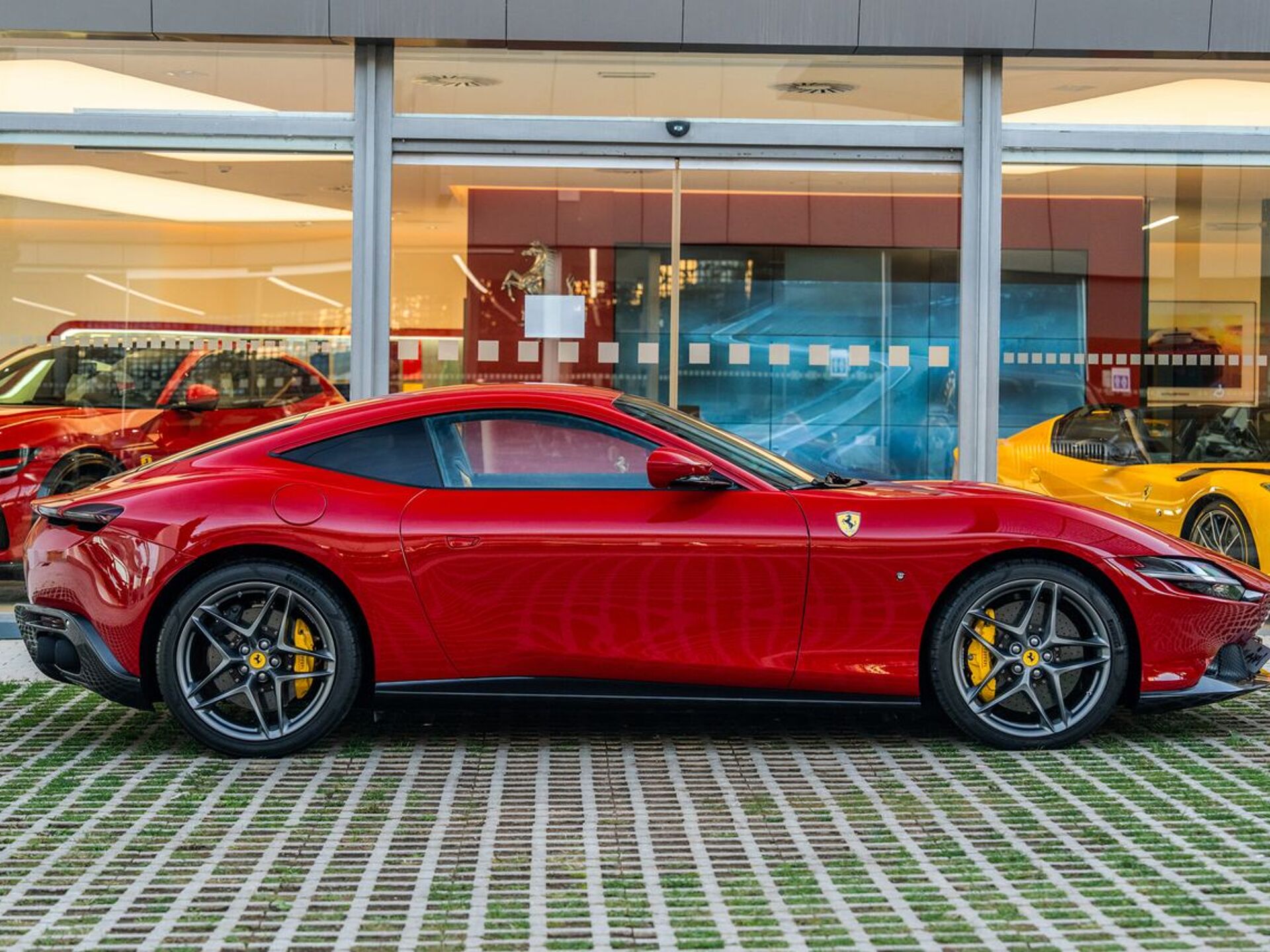 Imagen 3 de FERRARI Roma