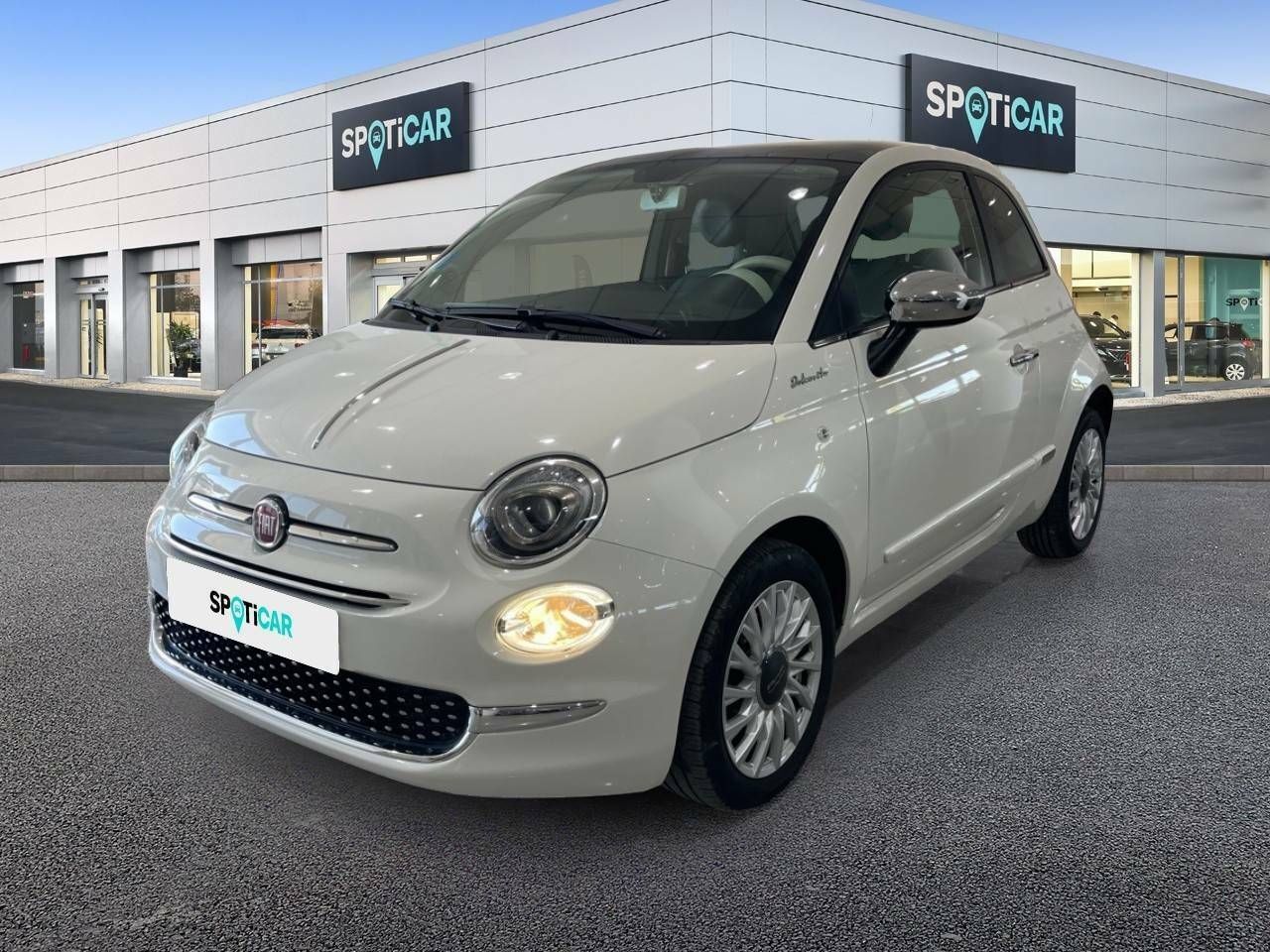 FIAT 500 (  1.0 Hybrid 51KW (70 CV) Dolcevita) en Sevilla