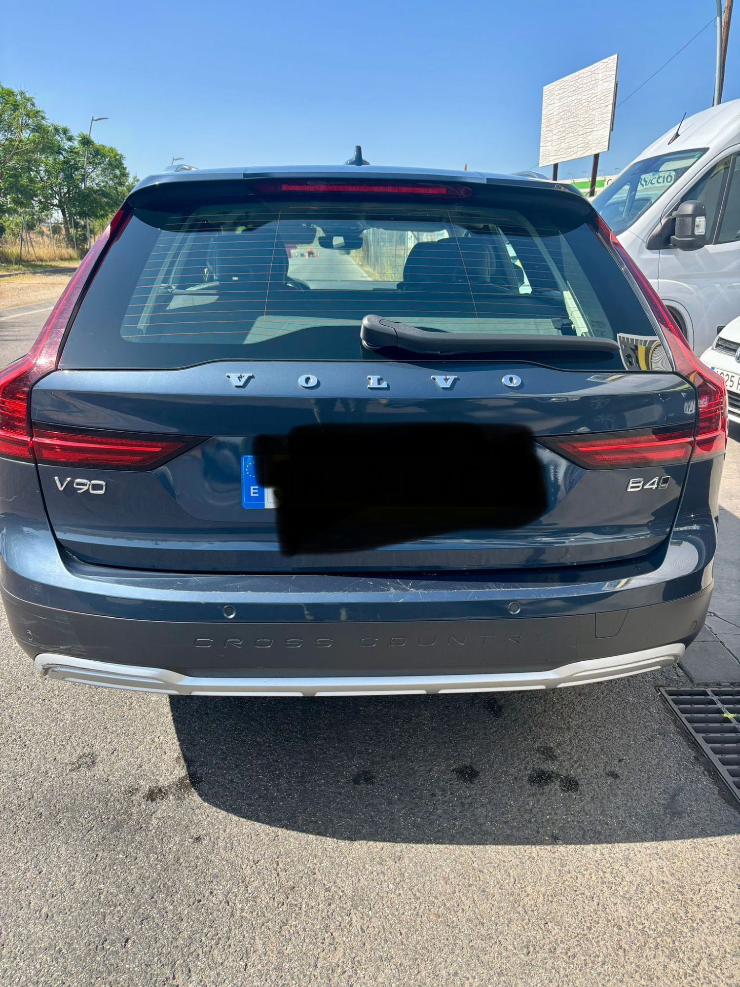 Foto del VOLVO V90 Cross Country B4 Pro AWD Aut.