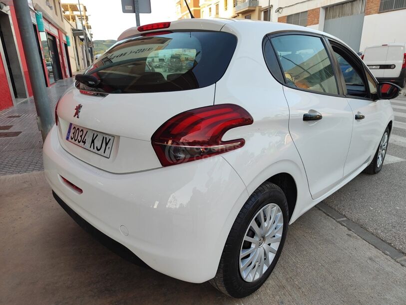 Foto del PEUGEOT 208 1.6 BlueHDi Active 75