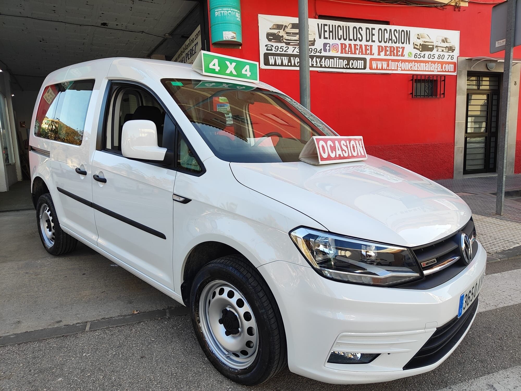 VOLKSWAGEN Caddy (2.0TDI Kombi 4M 90kW) en Málaga