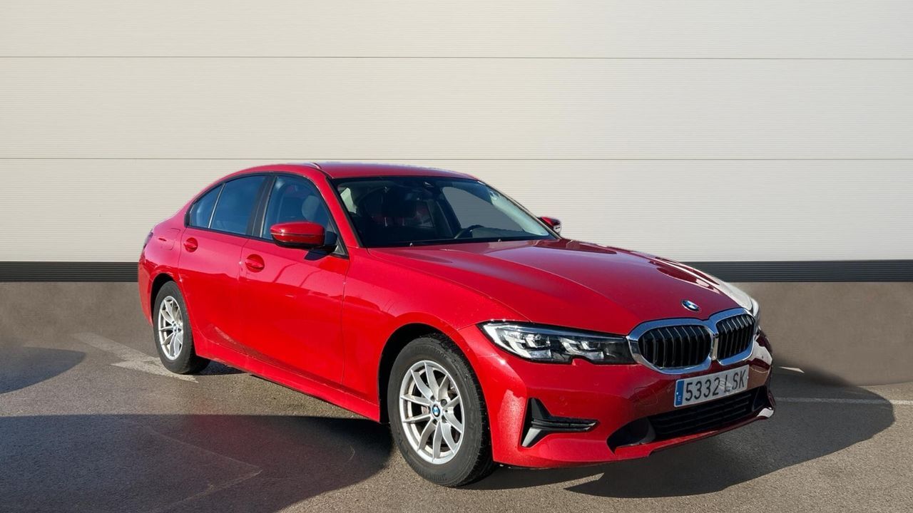 BMW Serie 3 (2.0 320D SEDAN AUTO 190 4P) en Madrid