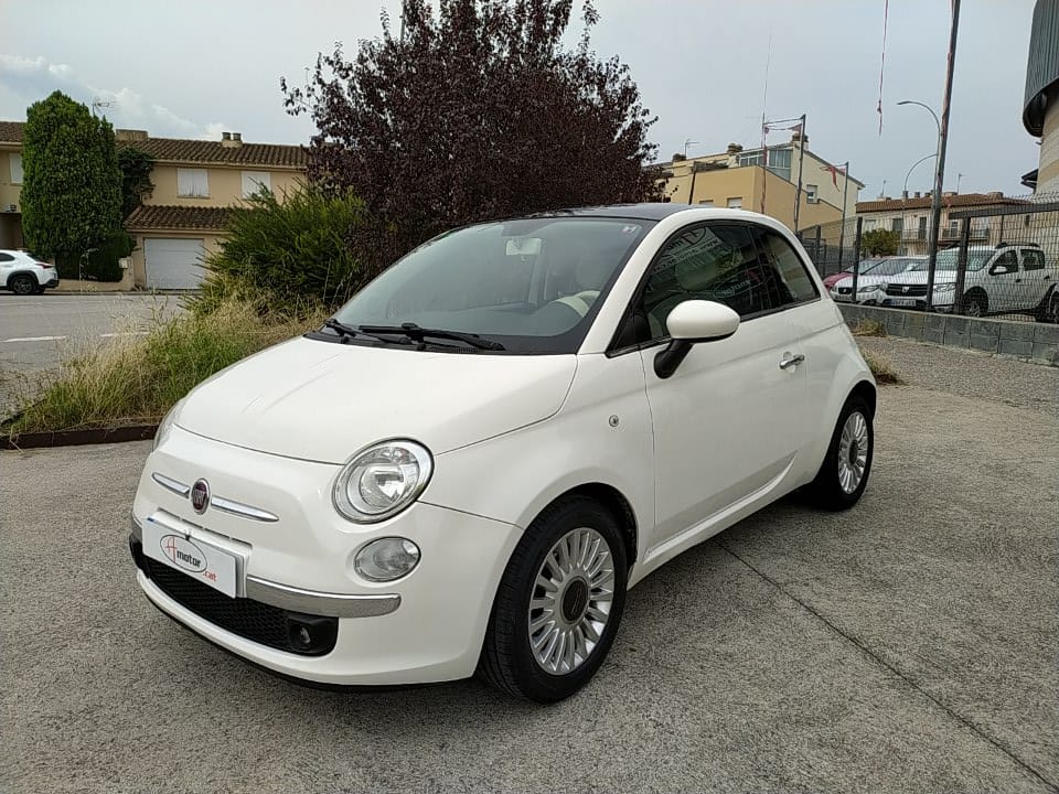 FIAT 500 (1.2i 69CV LOUNGE 3P) en Girona