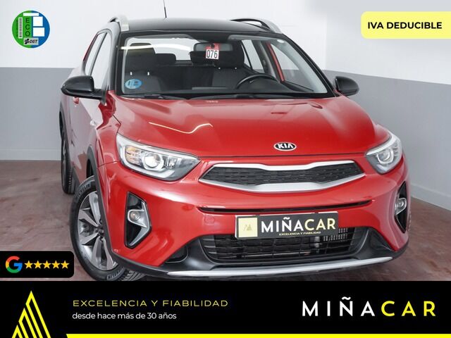 KIA Stonic (1.0 T-GDi MHEV Concept 74 kW (100 CV)) en Málaga