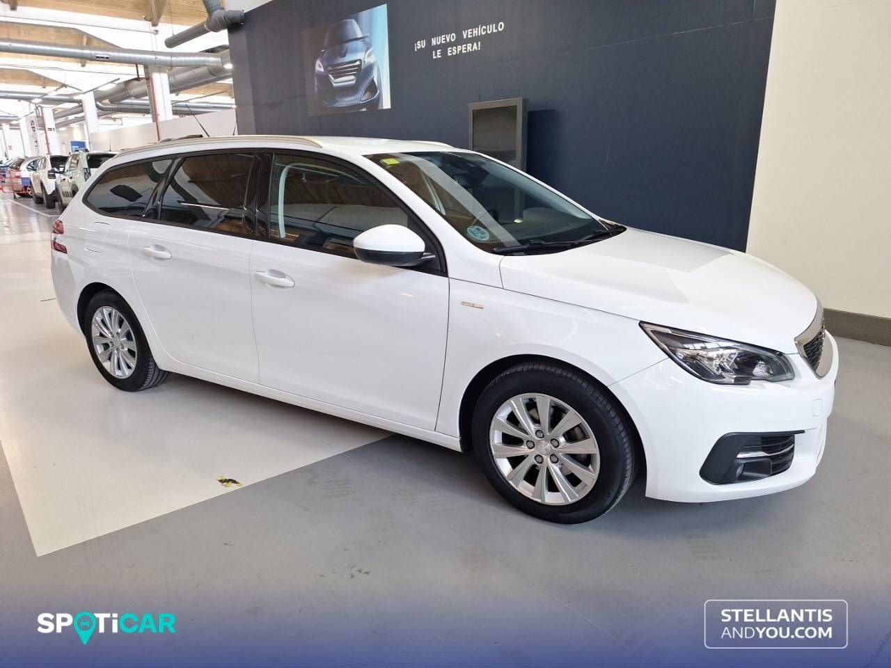Foto del PEUGEOT 308 SW 1.2 PureTech S&S Style 110