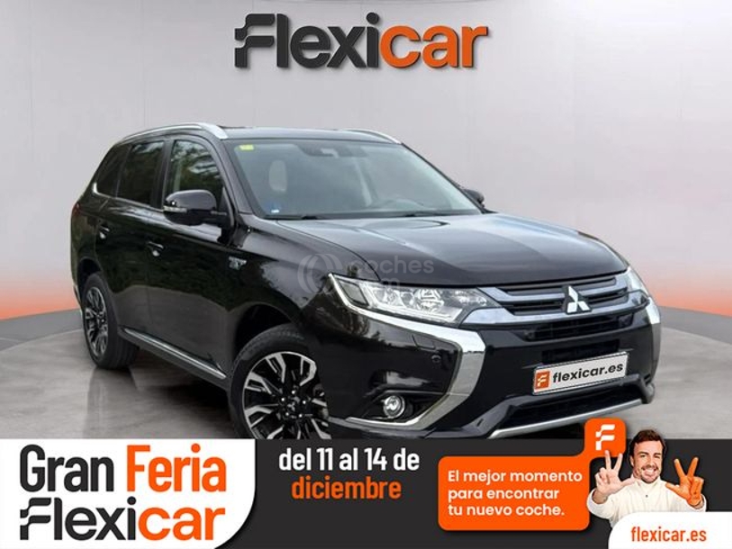 Foto del MITSUBISHI Outlander PHEV Kaiteki 4WD