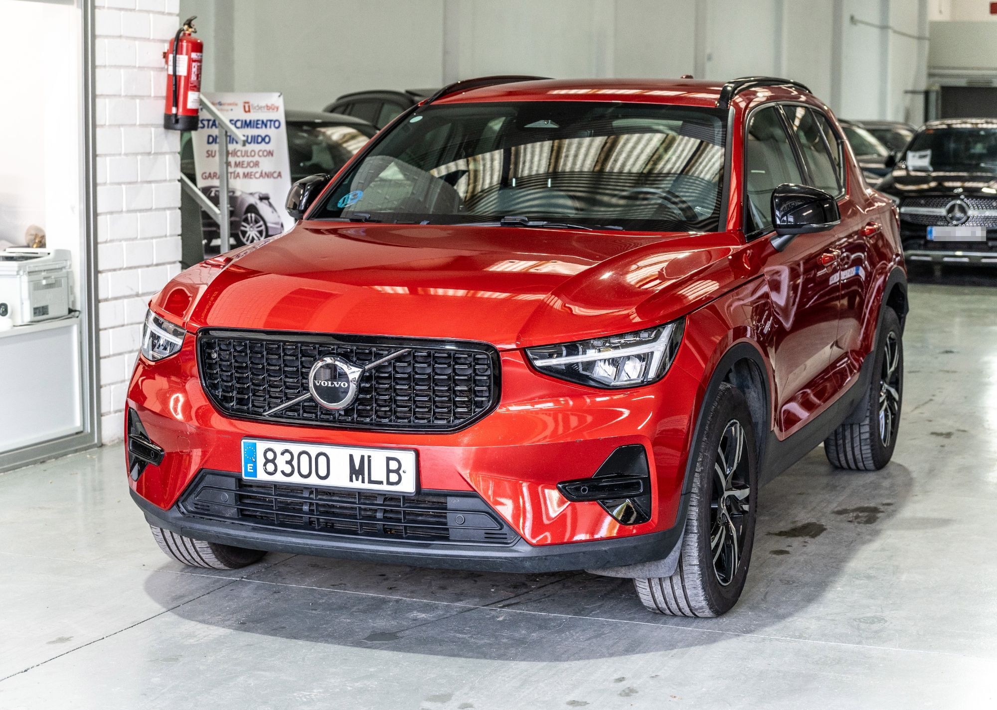 VOLVO XC40 (B3 Ultimate Dark Aut.) en Ciudad Real