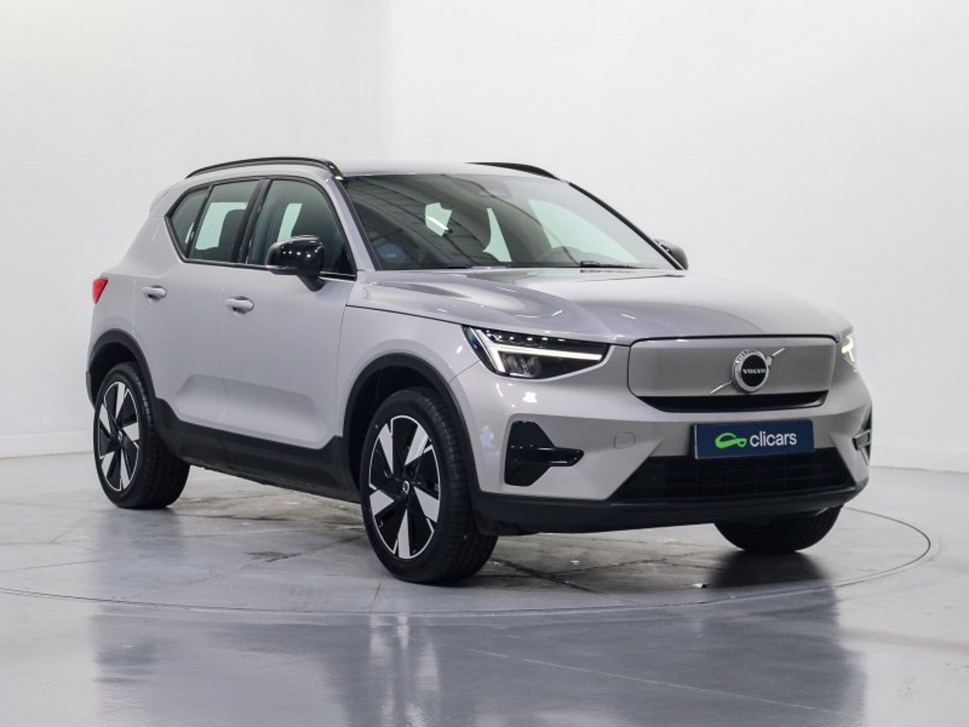 Imagen 3 de VOLVO XC40