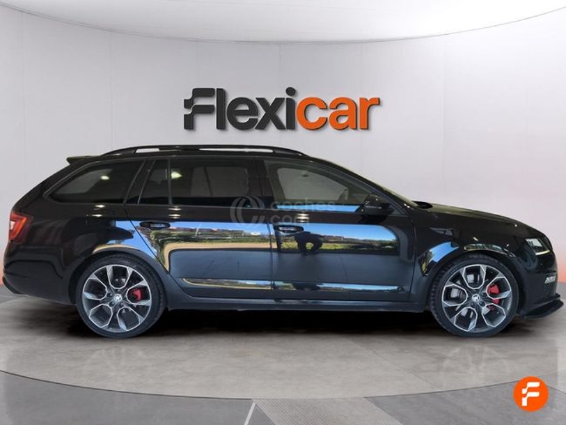 Foto del SKODA Octavia Combi 2.0 TSI DSG RS 169kW