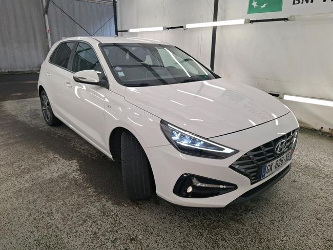 Foto del HYUNDAI i30 1.0 TGDI Tecno 48V 120
