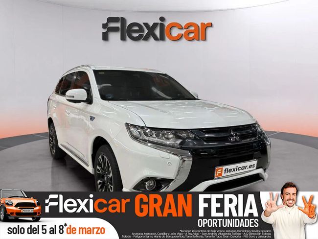 Foto del MITSUBISHI Outlander PHEV Kaiteki 4WD