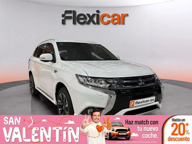 Foto del MITSUBISHI Outlander PHEV Kaiteki 4WD