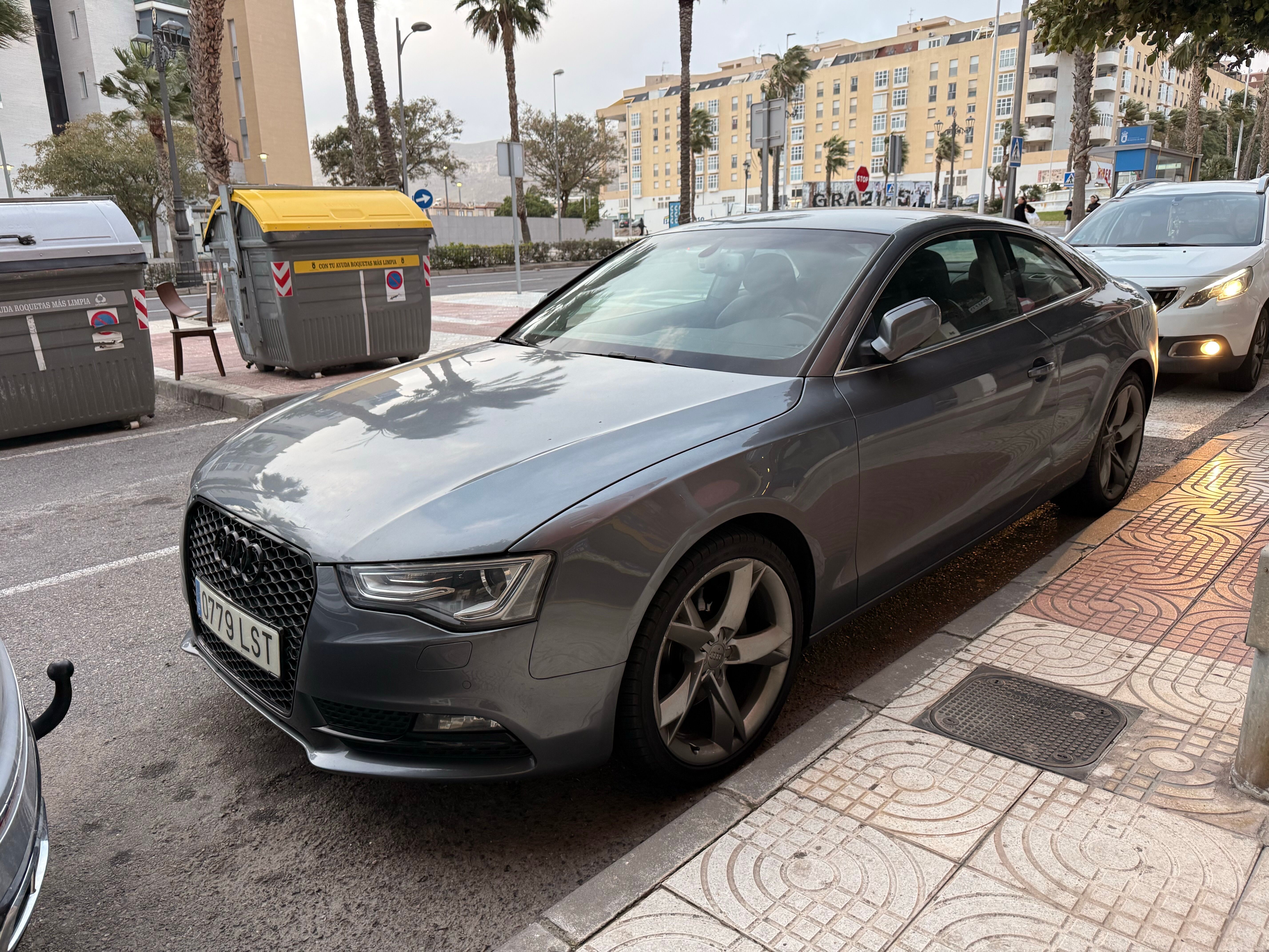 AUDI A5 (Coupé 3.0 TDI 204cv multitronic) en Almería