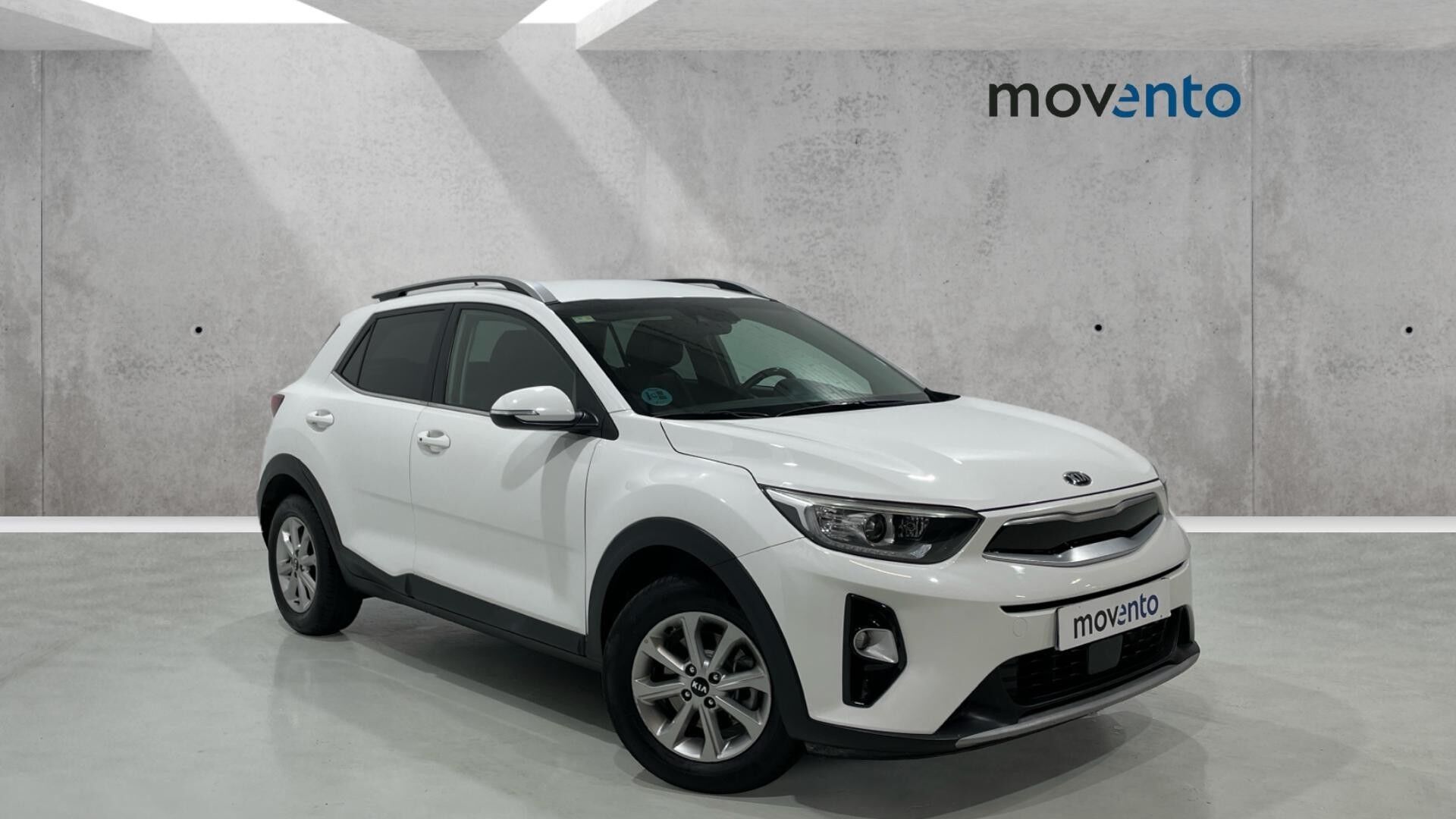 KIA Stonic (1.2 CVVT Eco-Dynamic Tech 62 kW (84 CV)) en Barcelona