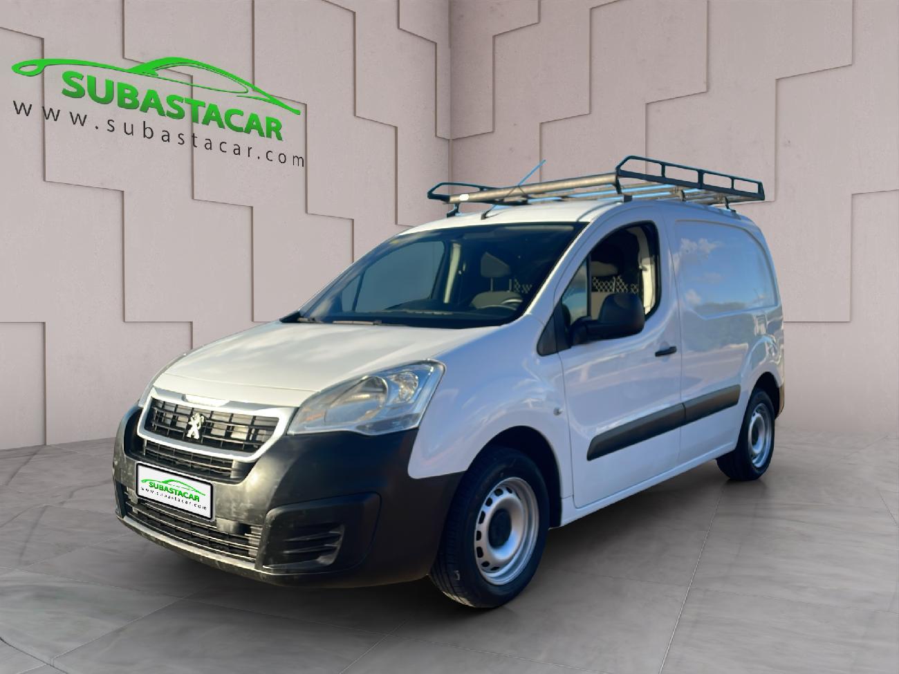 PEUGEOT Partner (Partner Furgón Confort L1 1.6 BlueHDi 55KW (75)) en Madrid