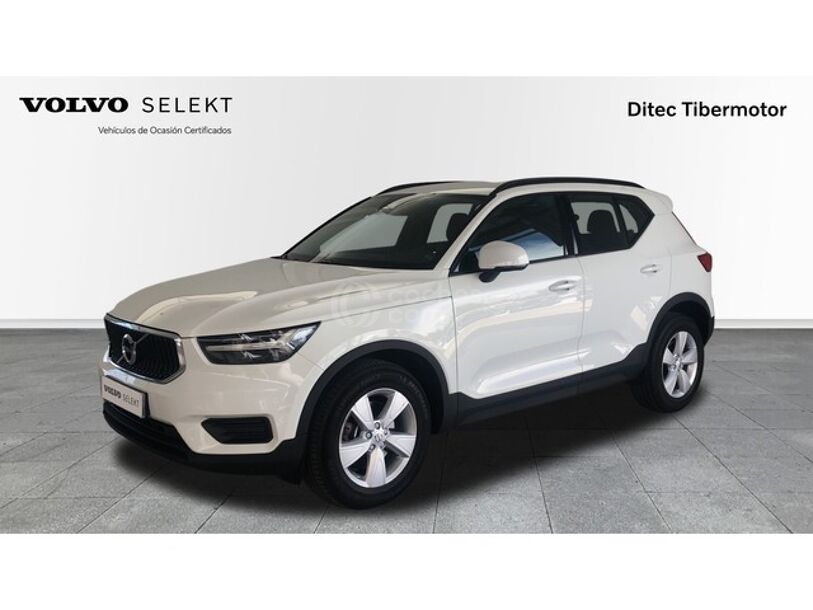 Foto del VOLVO XC40 T2 Momentum Pro Aut.