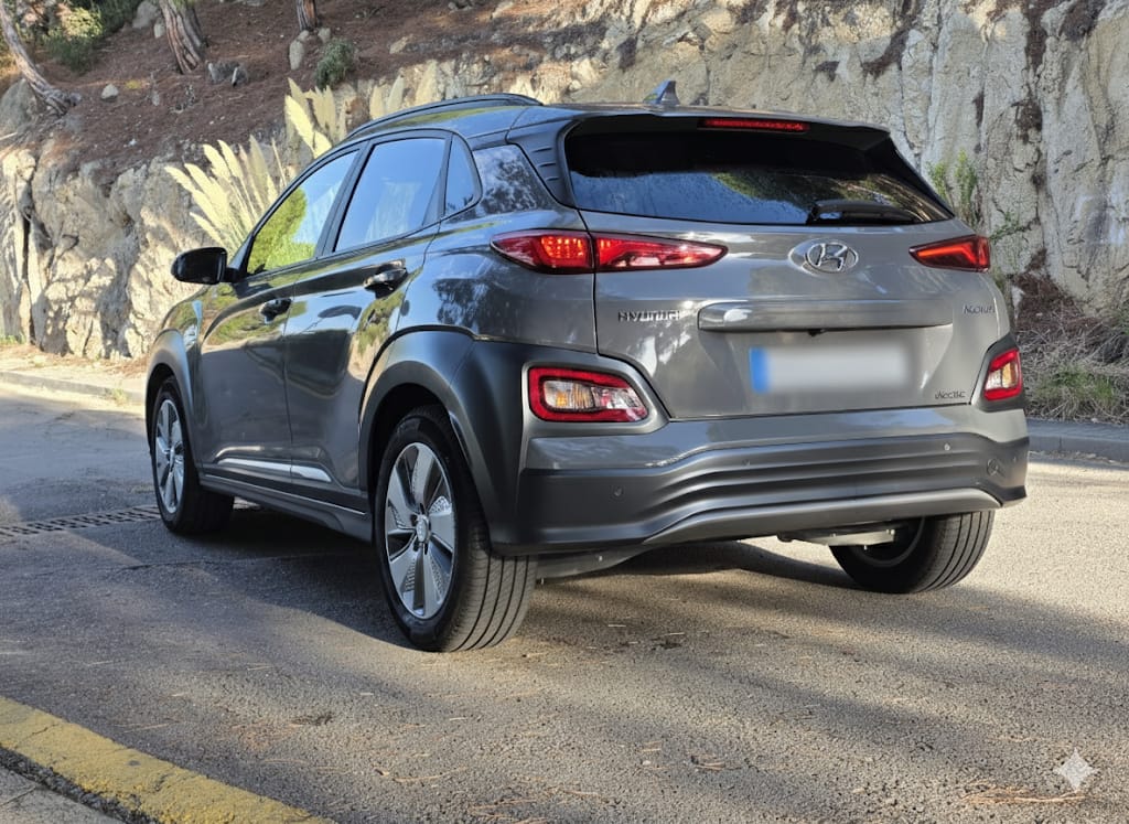 Foto del HYUNDAI Kona EV Tecno 150kW