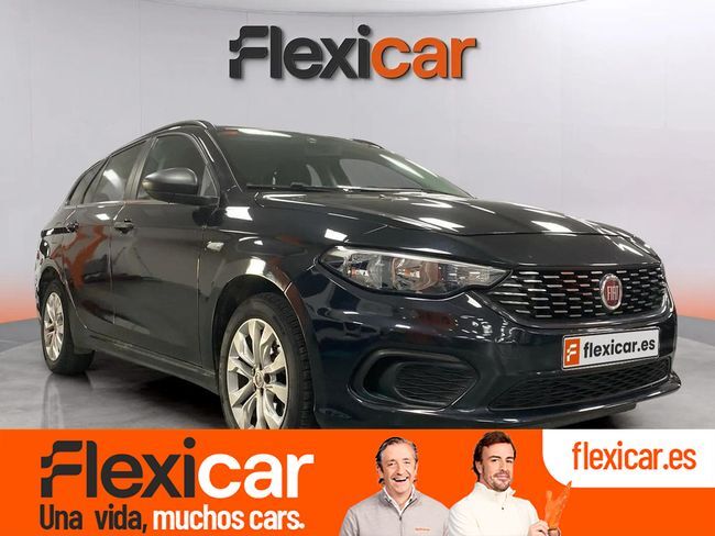FIAT Tipo (SW 1.4 T-Jet 88kW (120CV) Lounge) en Barcelona