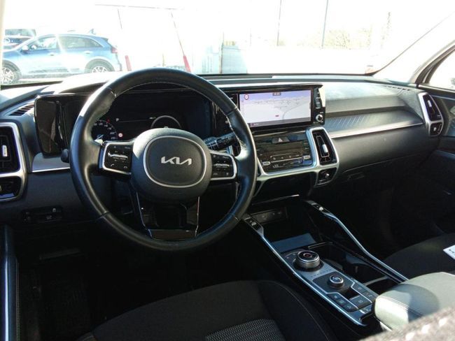 Foto del KIA Sorento 1.6 T-GDi HEV Emotion 4x2