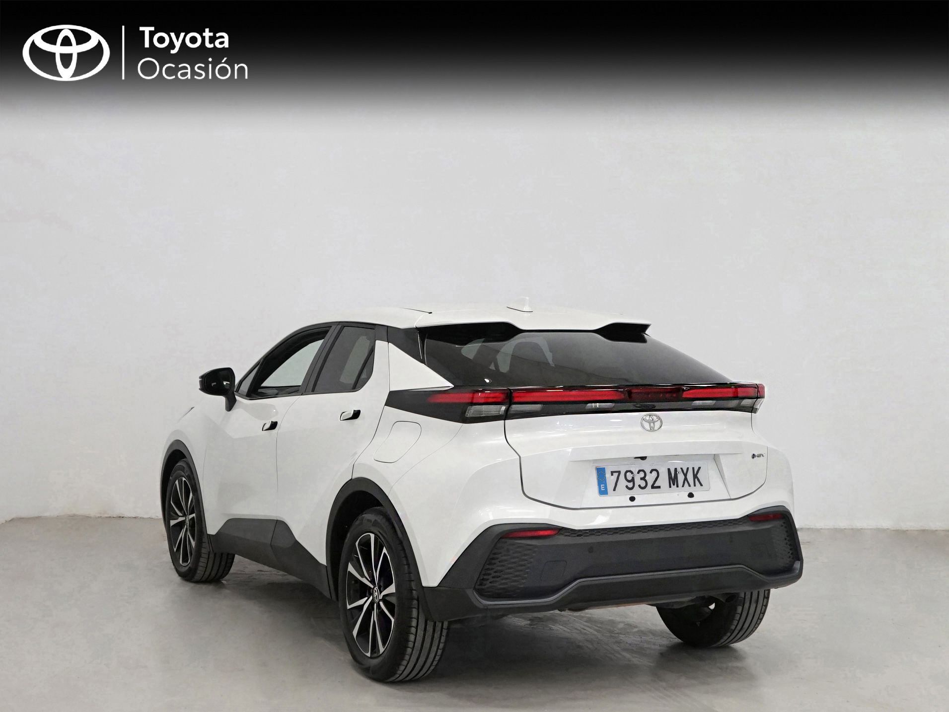 Foto del TOYOTA C-HR 140H Advance