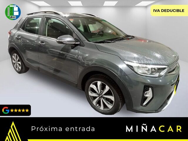 KIA Stonic (1.0 T-GDi MHEV Drive iMT 74 kW (100 CV)) en Málaga
