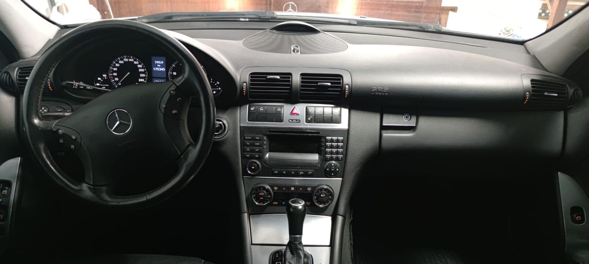 Foto del MERCEDES Clase C C 270 CDI Avantgarde