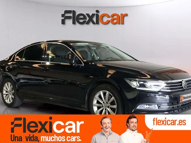 VOLKSWAGEN Passat (Advance 2.0 TDI 150CV BMT DSG) en Almería