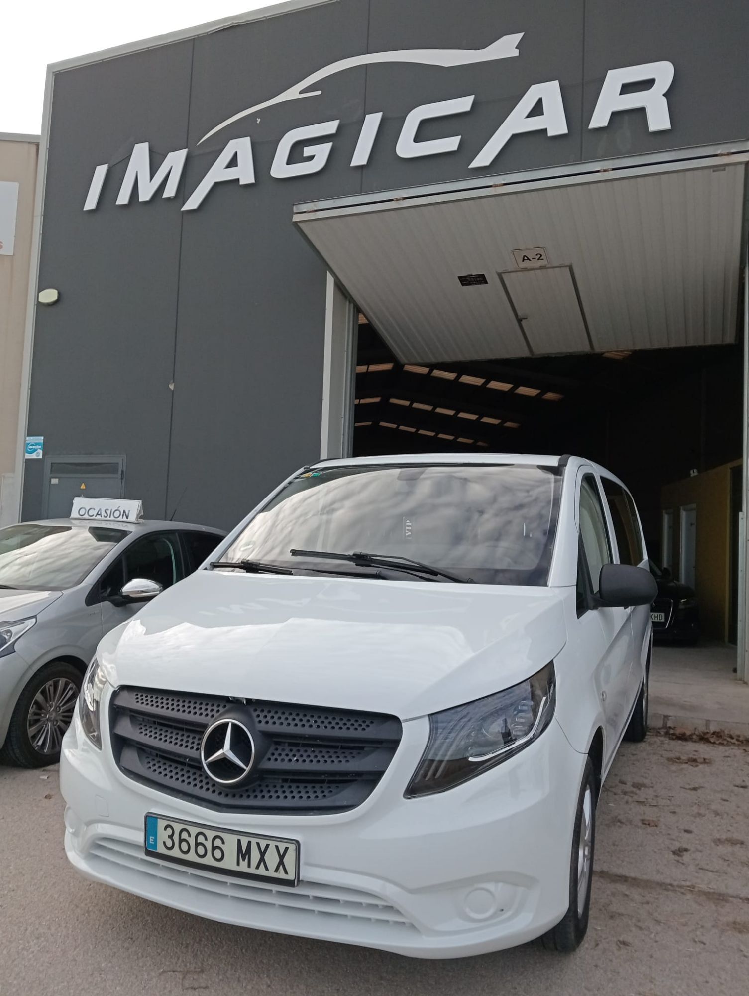 Foto del MERCEDES Vito Tourer 111 CDI Base Larga