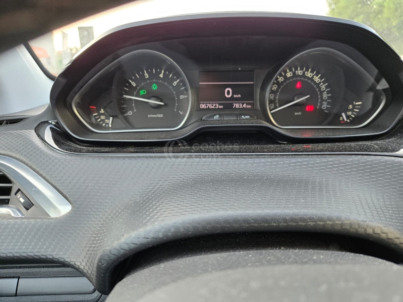 Foto del PEUGEOT 208 1.2 PureTech Allure 82