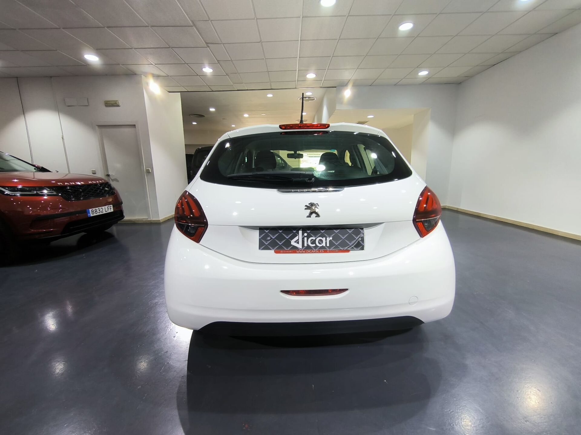 Imagen 3 de PEUGEOT 208